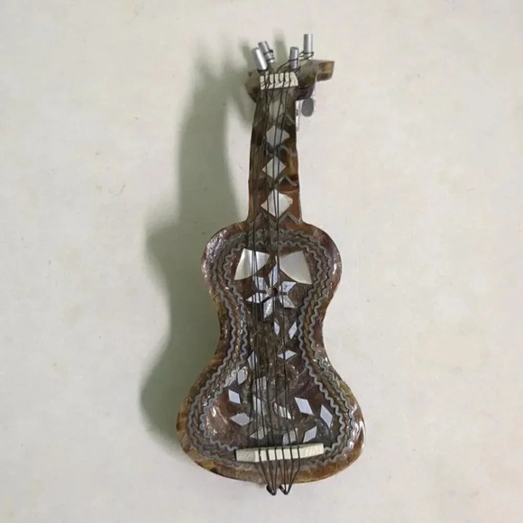 Antique tortoise shell  Doll House instruments - Picture 2 of 9
